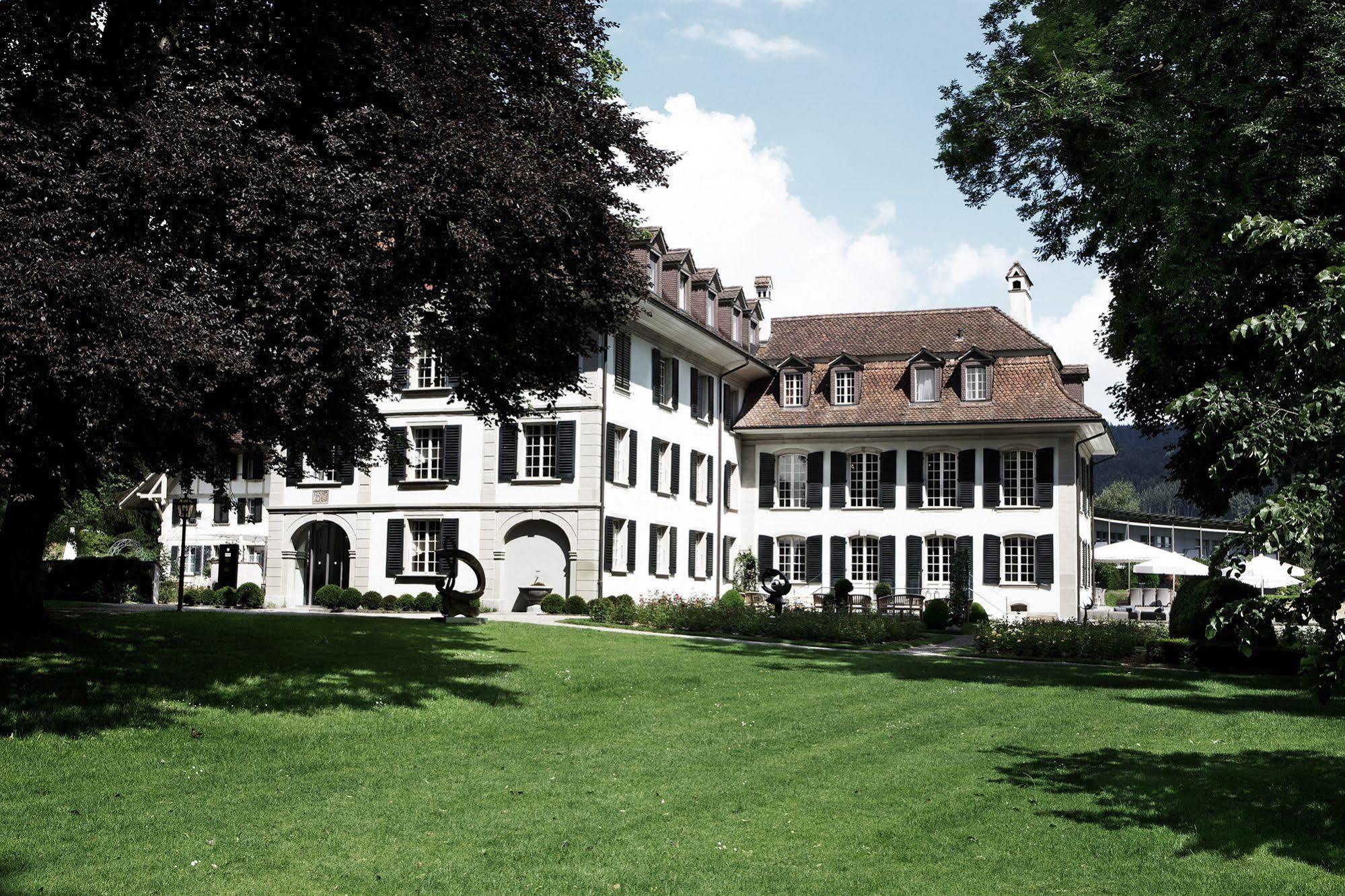 Hotel Schloss Huenigen Konolfingen Exteriör bild