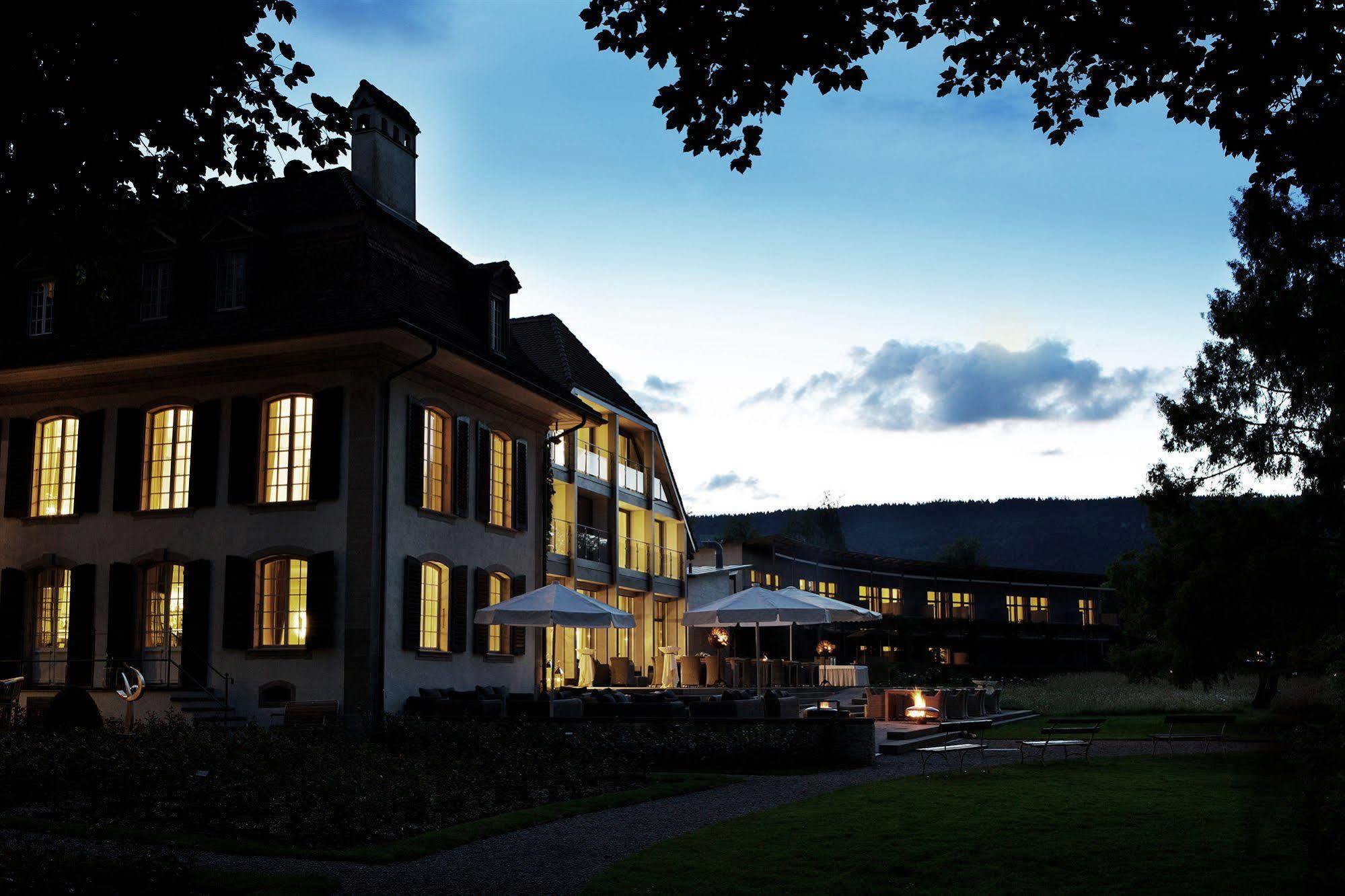 Hotel Schloss Huenigen Konolfingen Exteriör bild